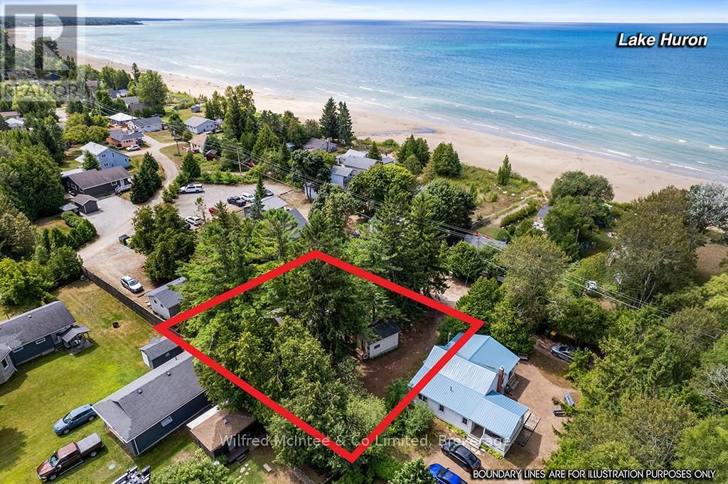 7 6TH AVENUE SOUTH Image 21