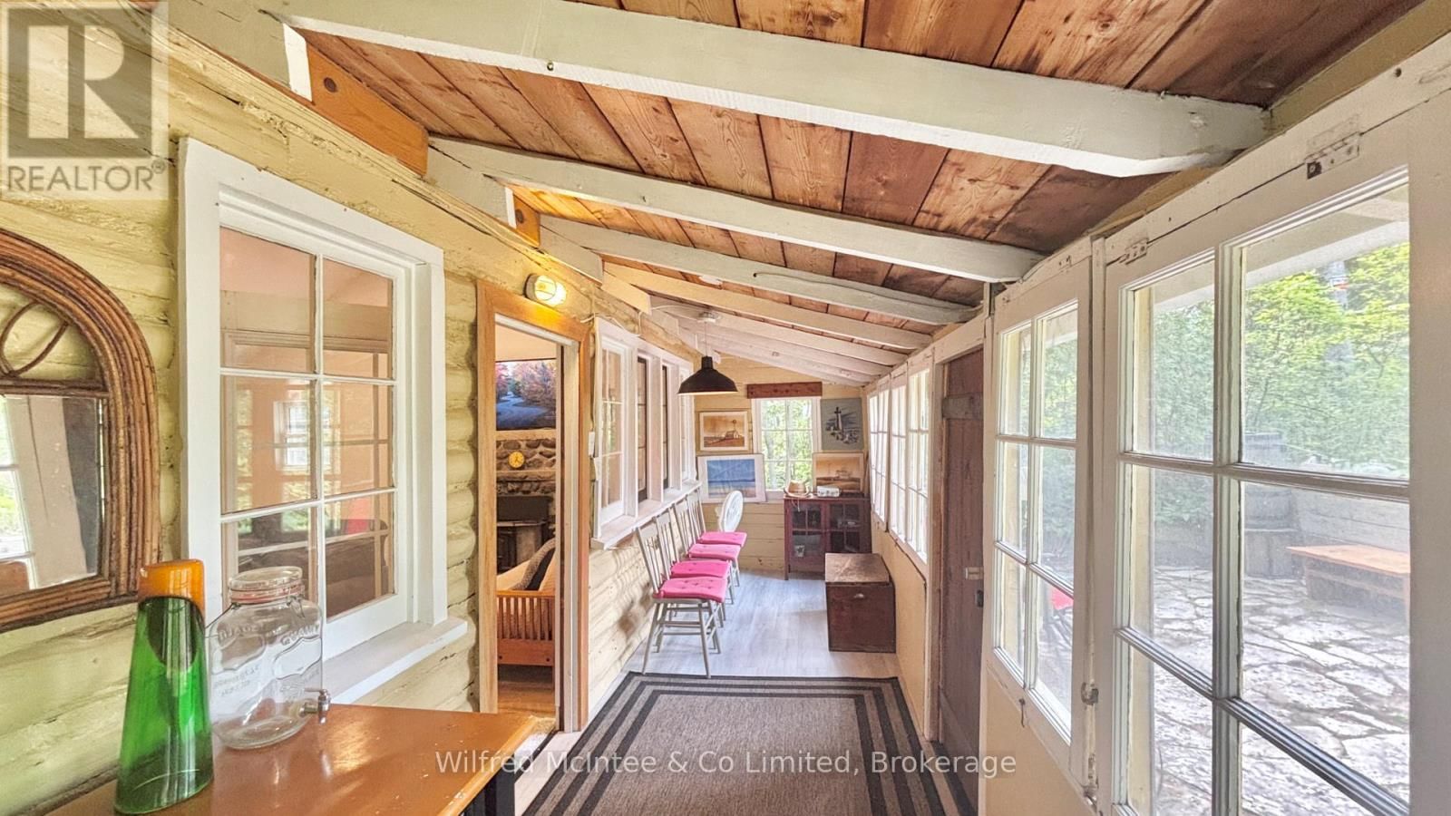 7 6TH AVENUE SOUTH Image 45