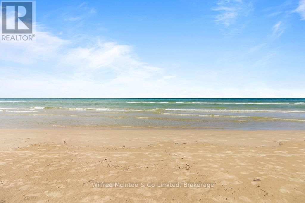 7 6TH AVENUE SOUTH Image 49