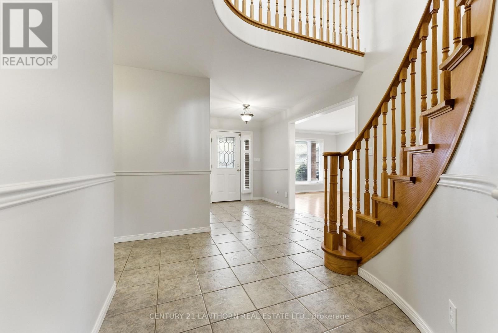 26 LINDEN LANE Image 10