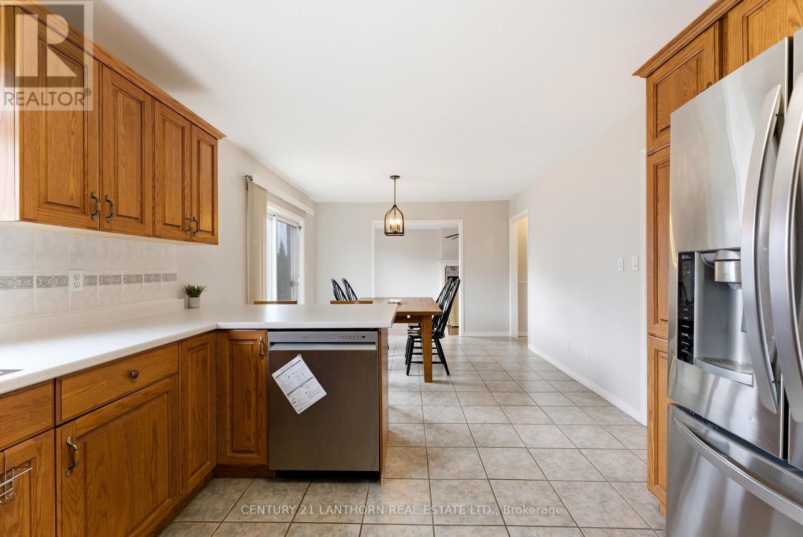 26 LINDEN LANE Image 15