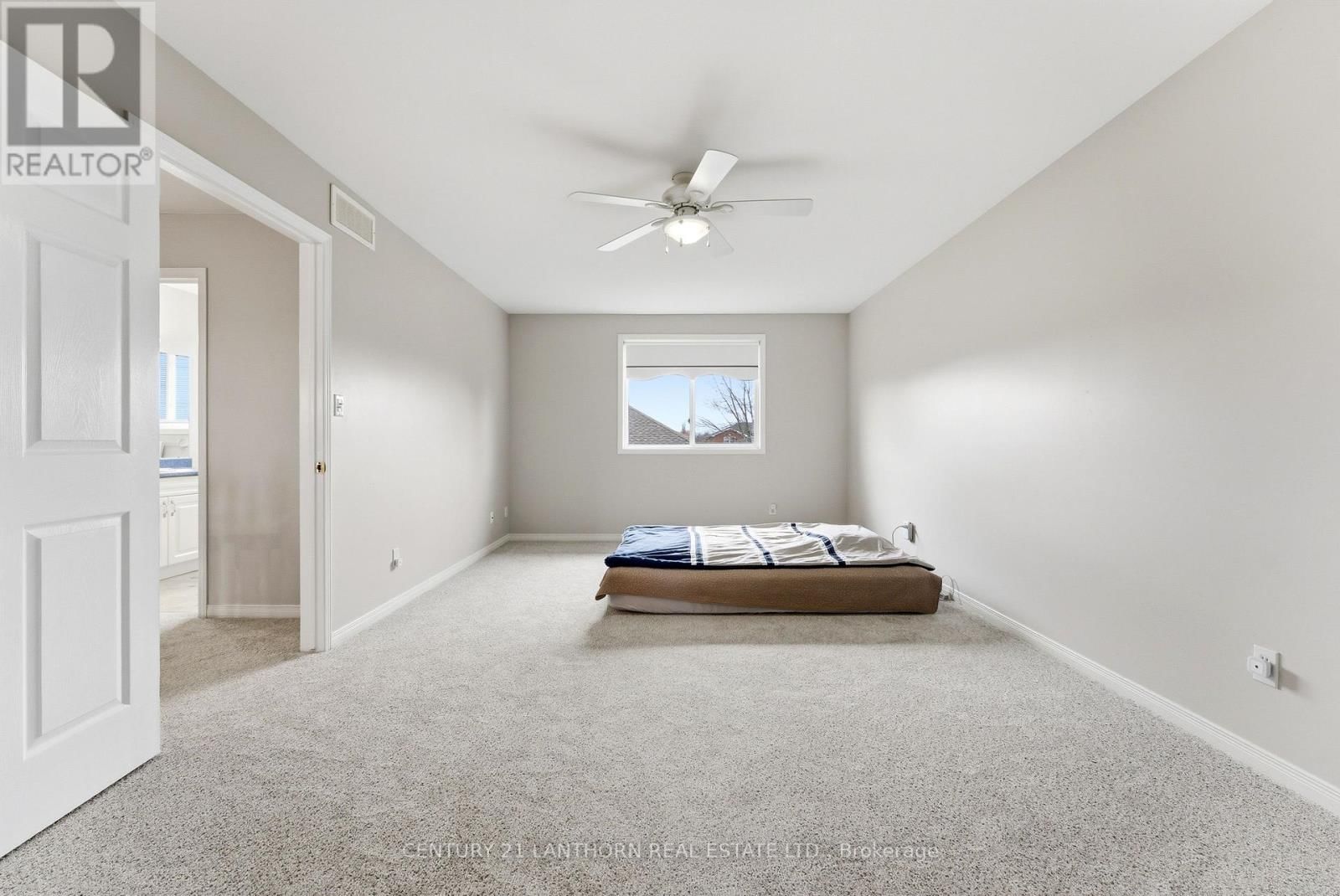 26 LINDEN LANE Image 20