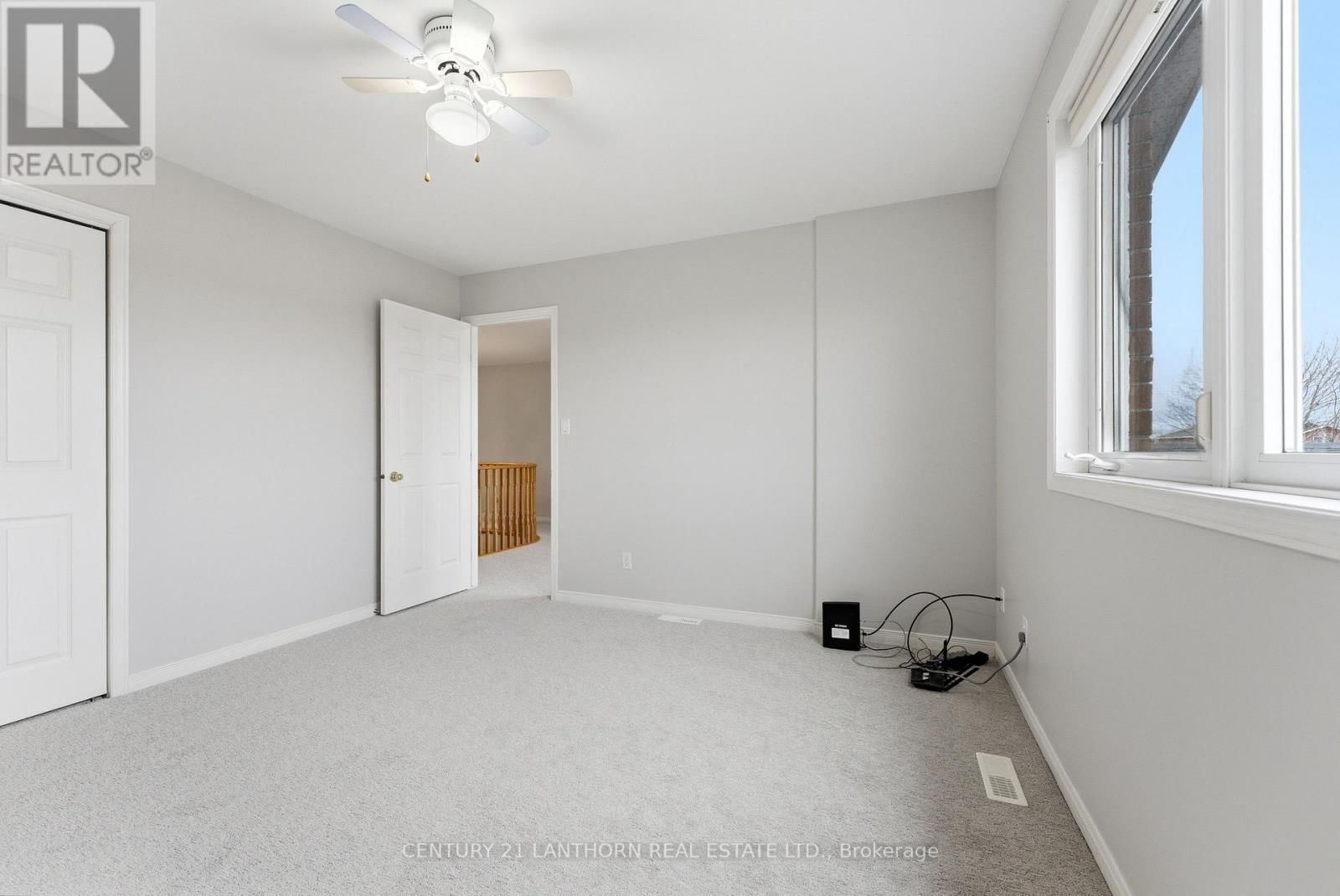 26 LINDEN LANE Image 33