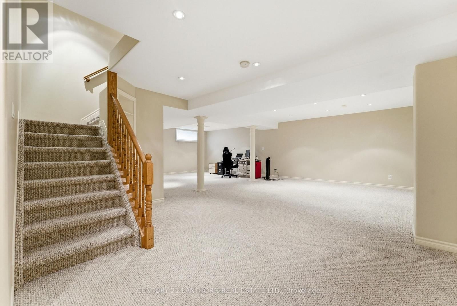 26 LINDEN LANE Image 35