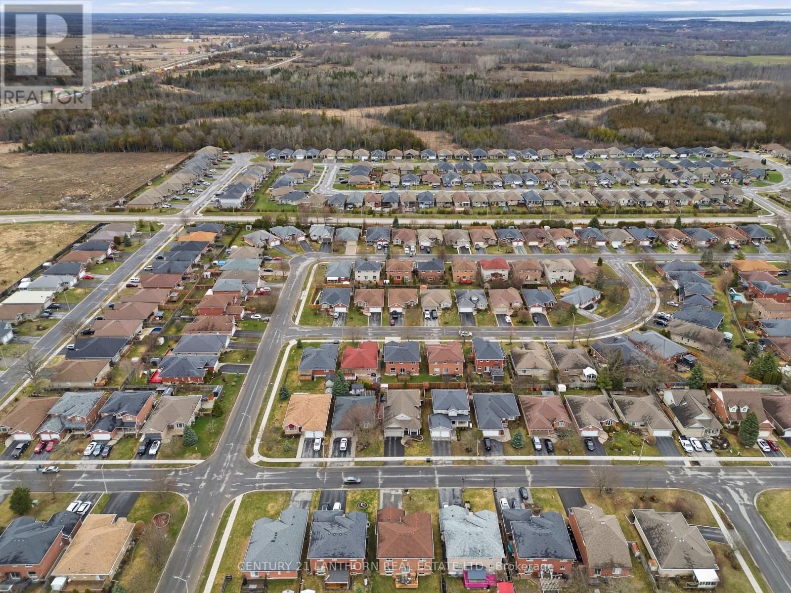 26 LINDEN LANE Image 47