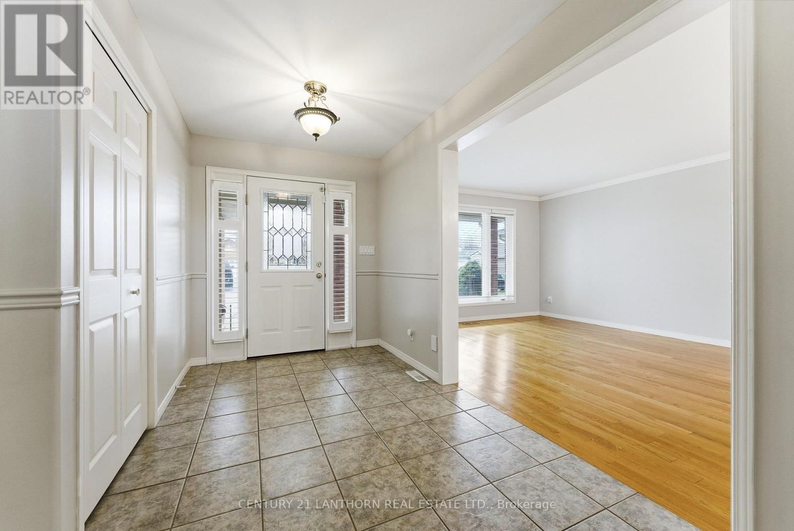 26 LINDEN LANE Image 6