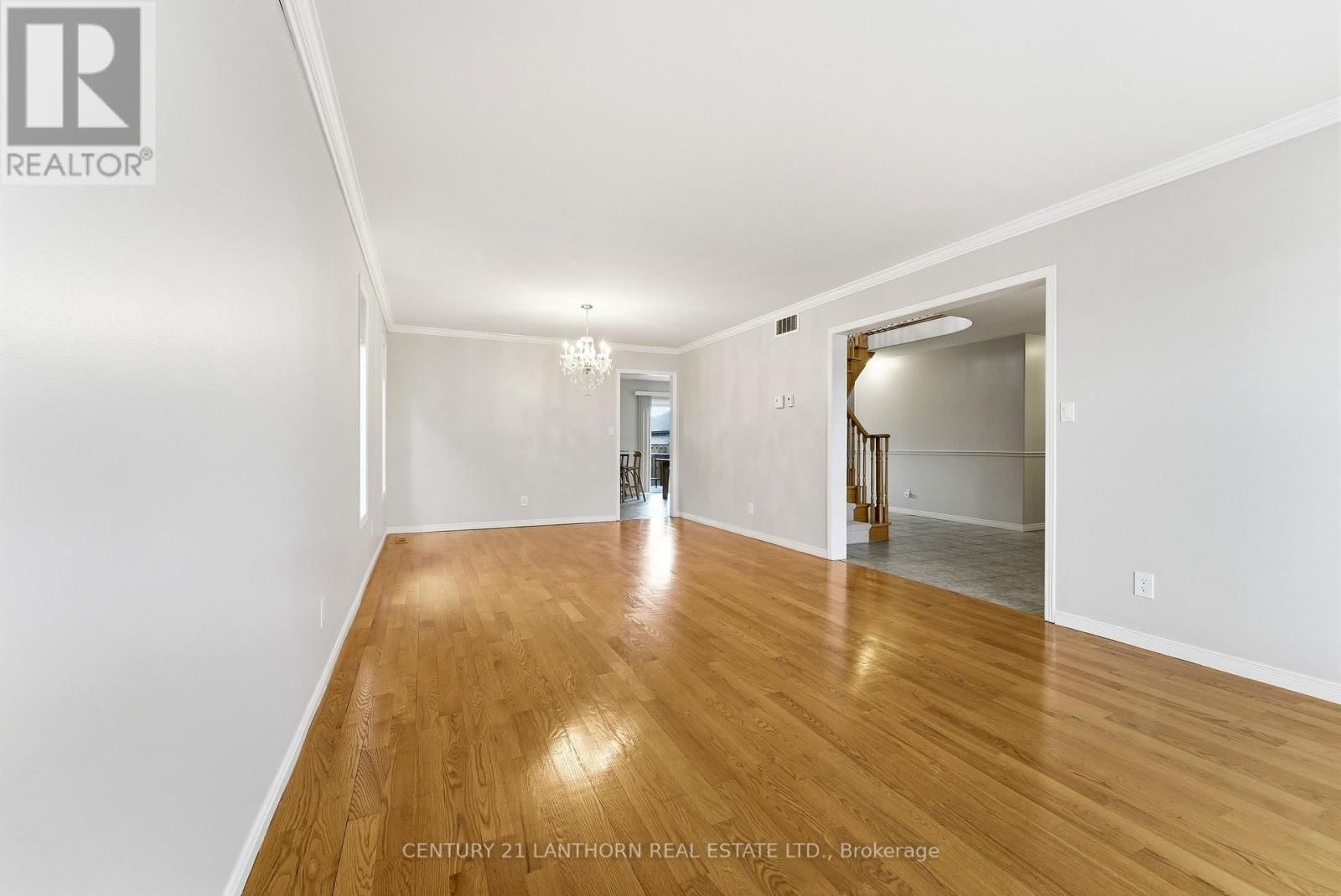 26 LINDEN LANE Image 7