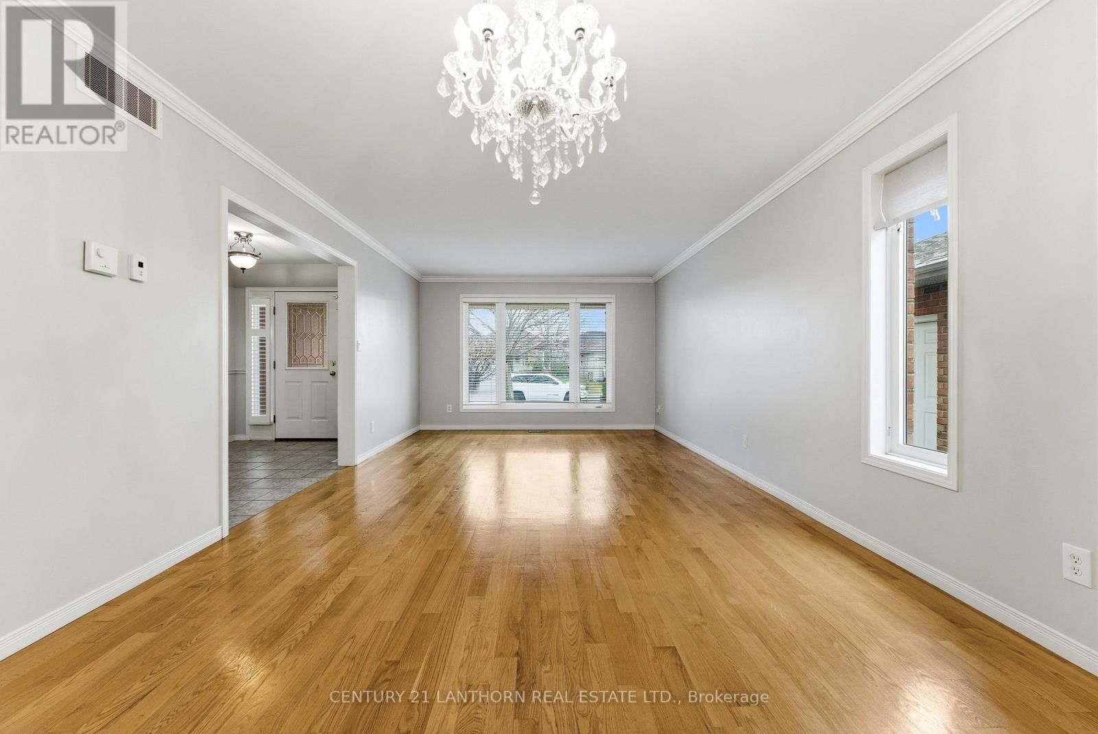 26 LINDEN LANE Image 8