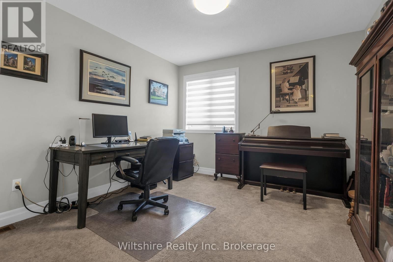 1 HONEY BEND Image 26