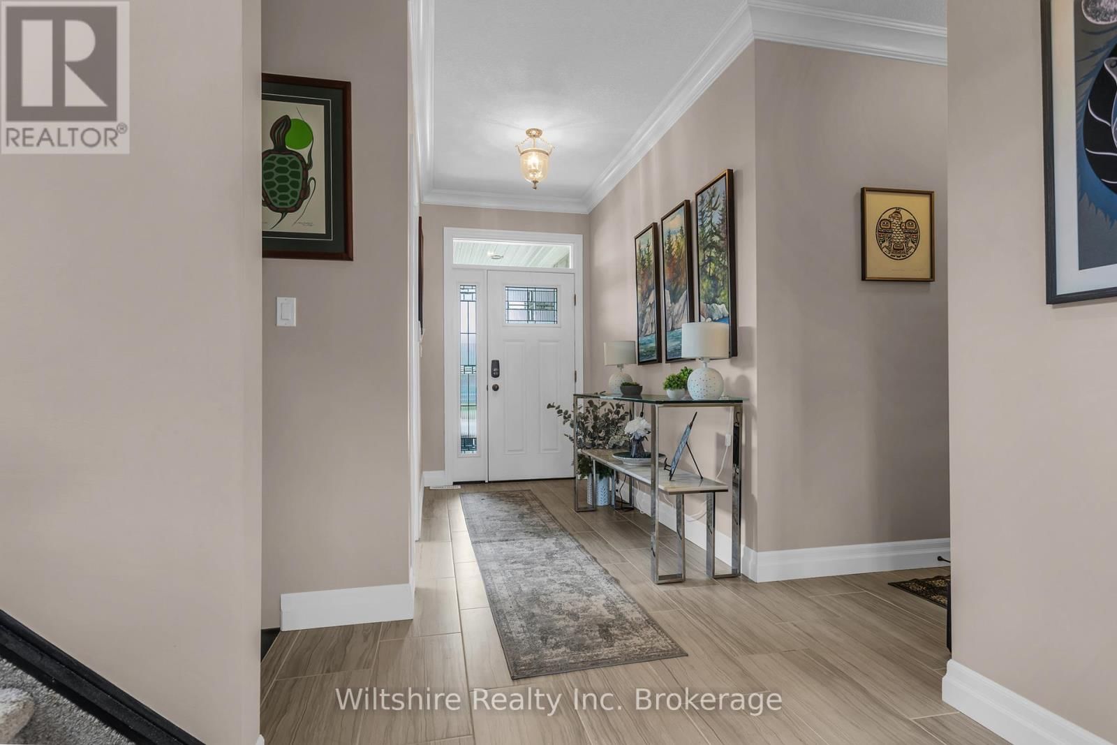 1 HONEY BEND Image 7