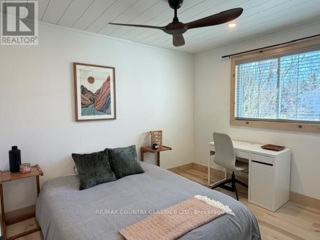 31 SPRUCEDALE STREET Image 9