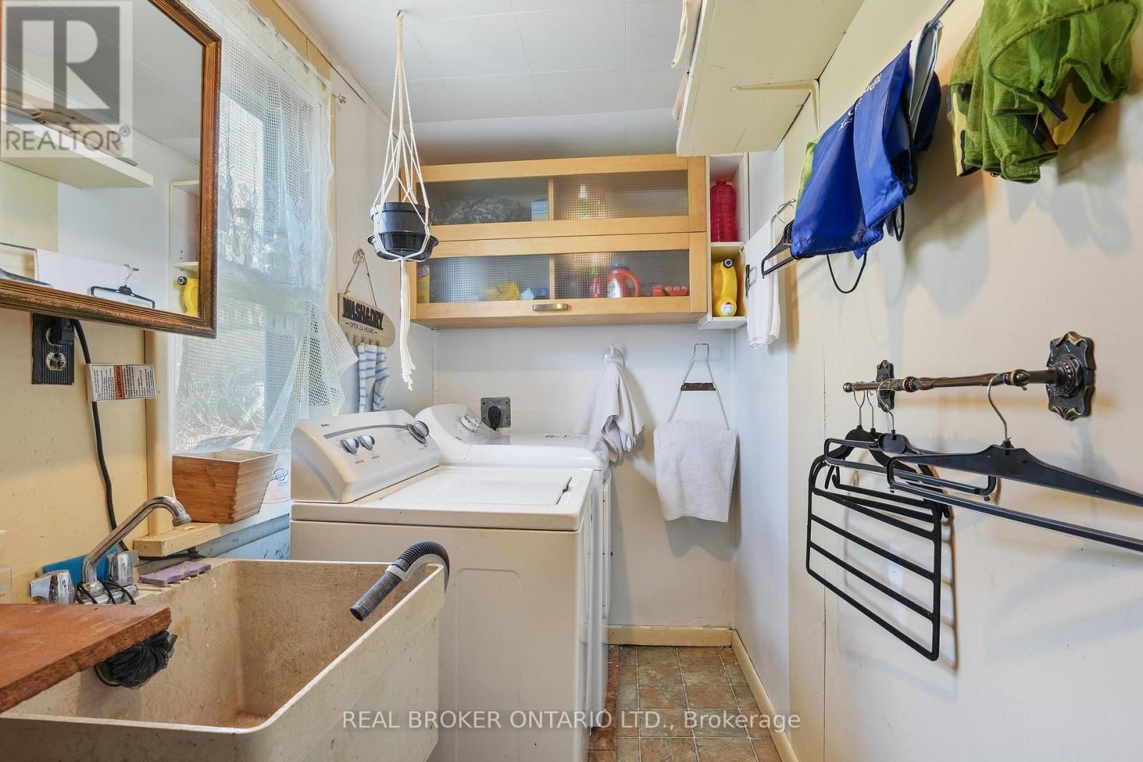 79 & 85 BRIDGE STREET Image 11