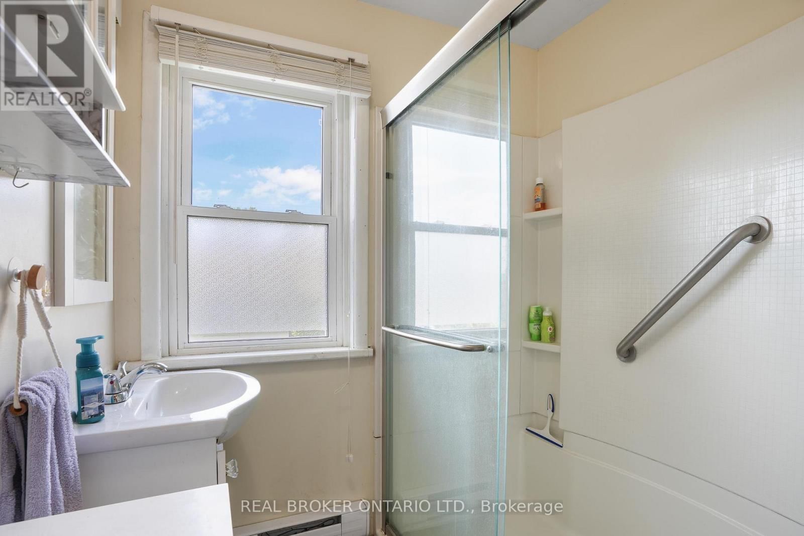 79 & 85 BRIDGE STREET Image 16