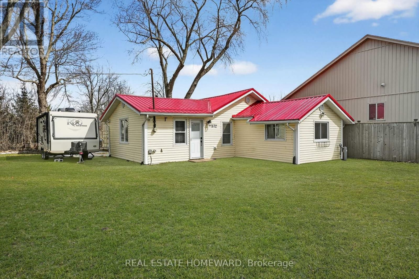 372 BUFFALO ROAD Image 2