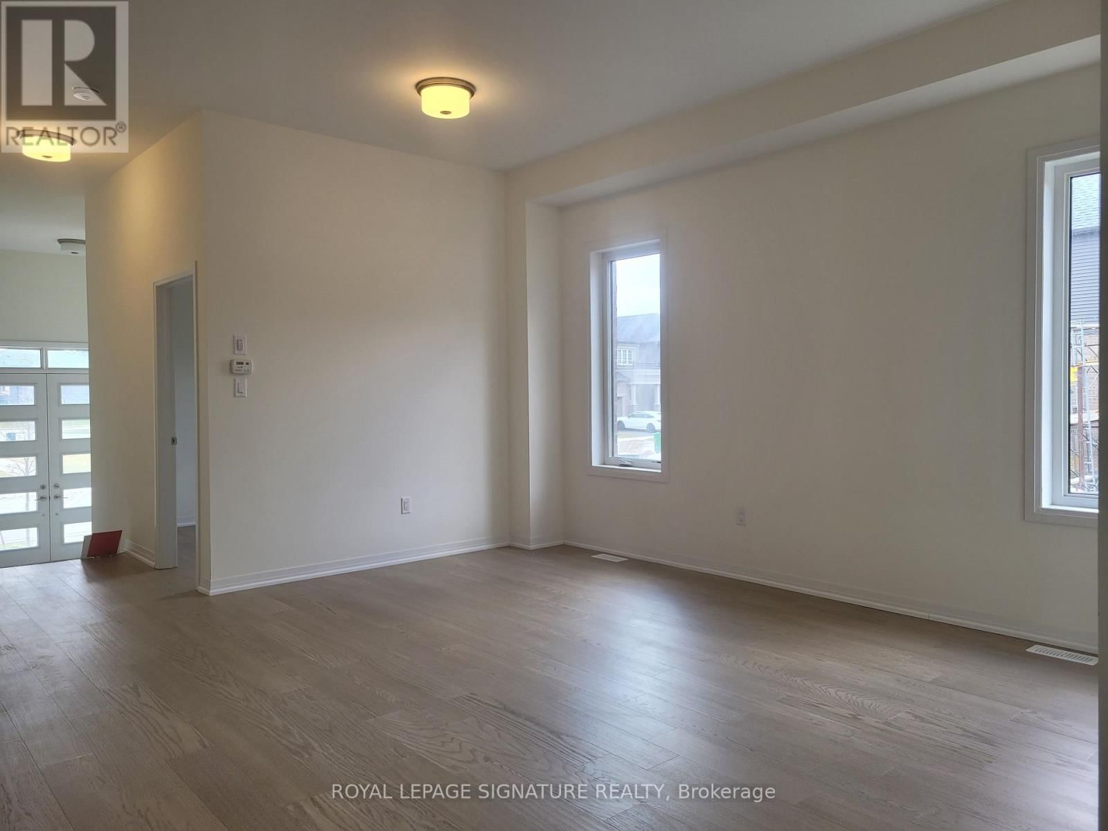 95 MACKLIN STREET Image 14