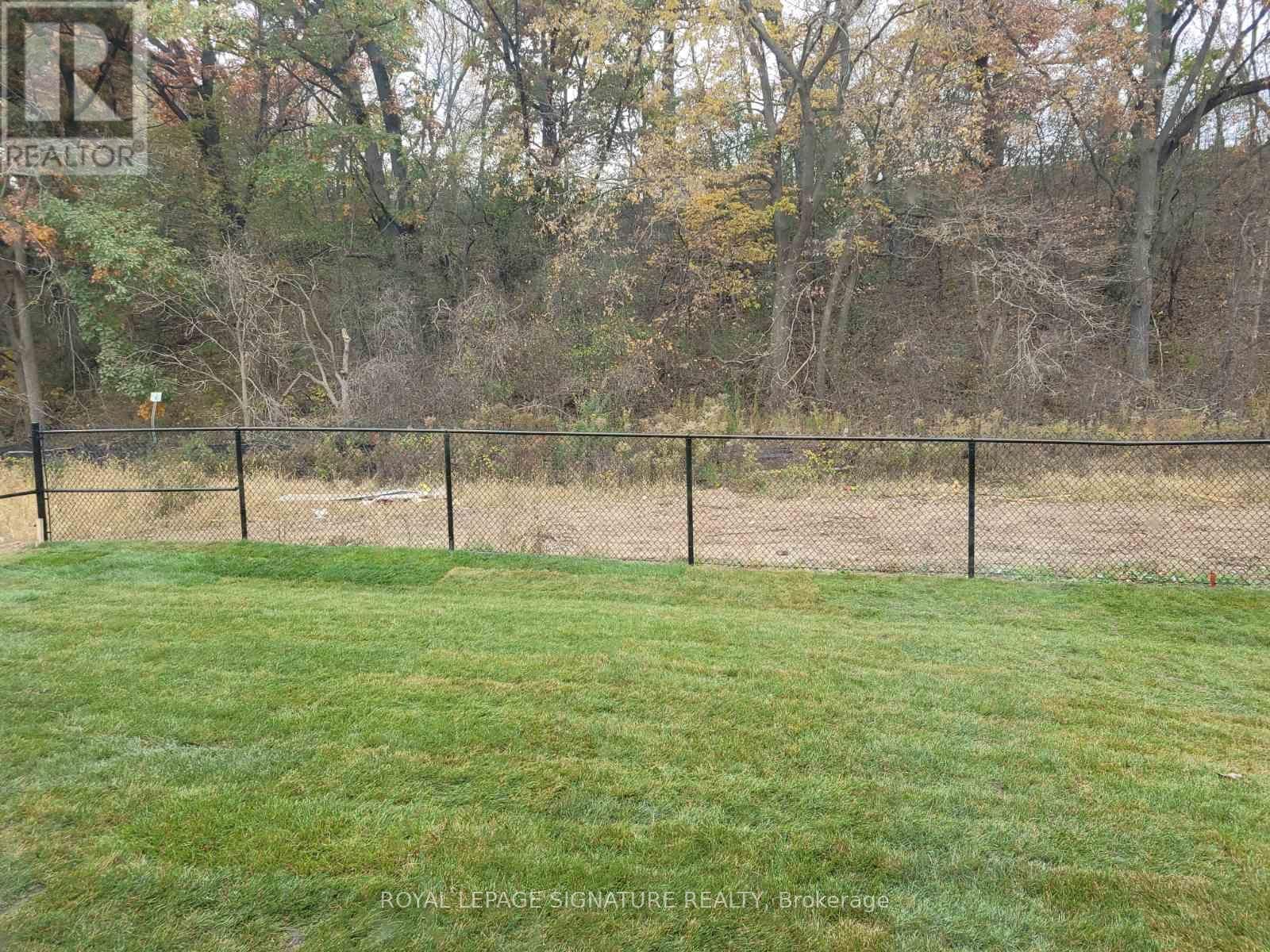 95 MACKLIN STREET Image 25