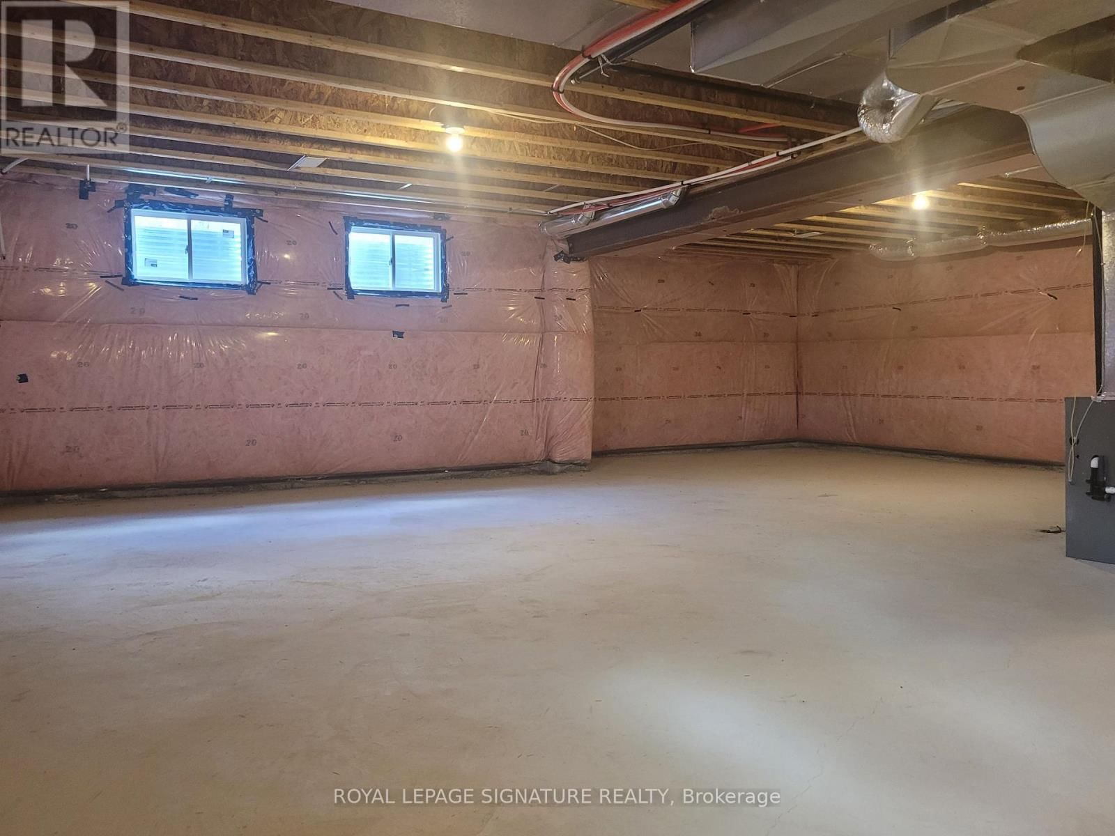 95 MACKLIN STREET Image 31