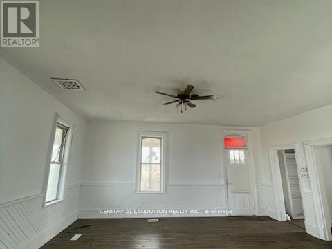 1834 10TH LINE WEST Image 4