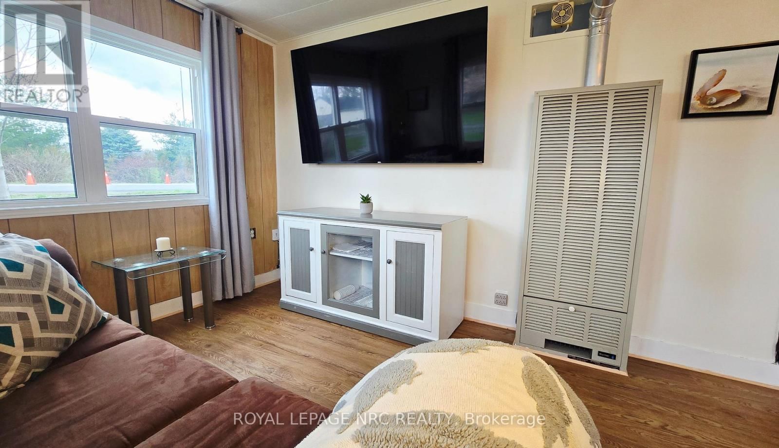 11170 CHURCHILL AVENUE Image 12