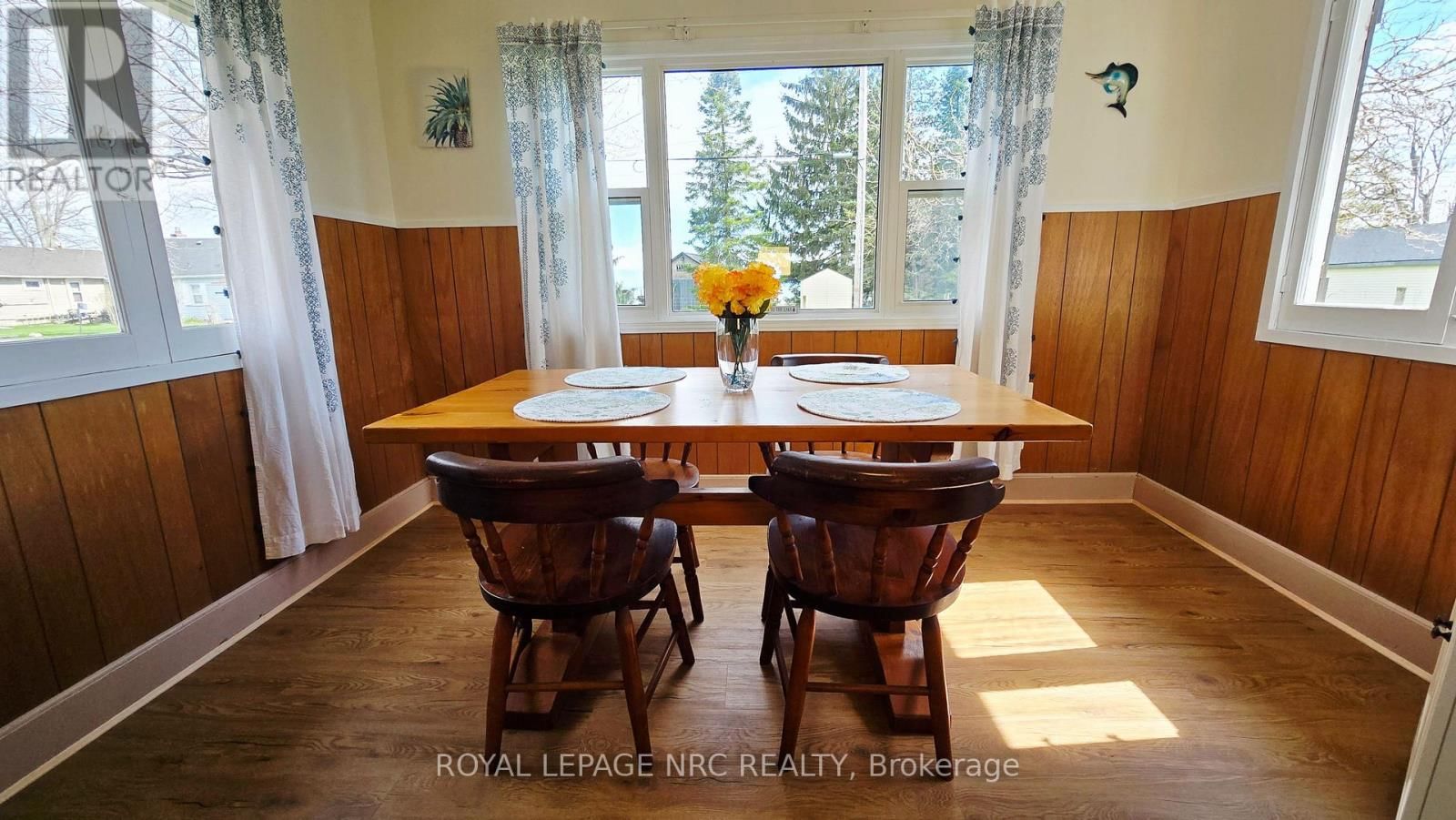 11170 CHURCHILL AVENUE Image 17