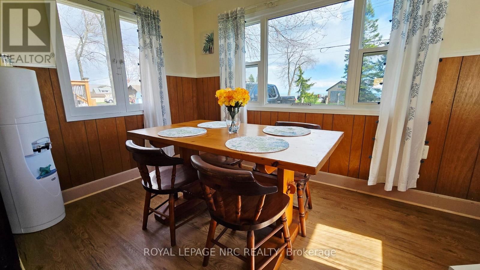 11170 CHURCHILL AVENUE Image 18