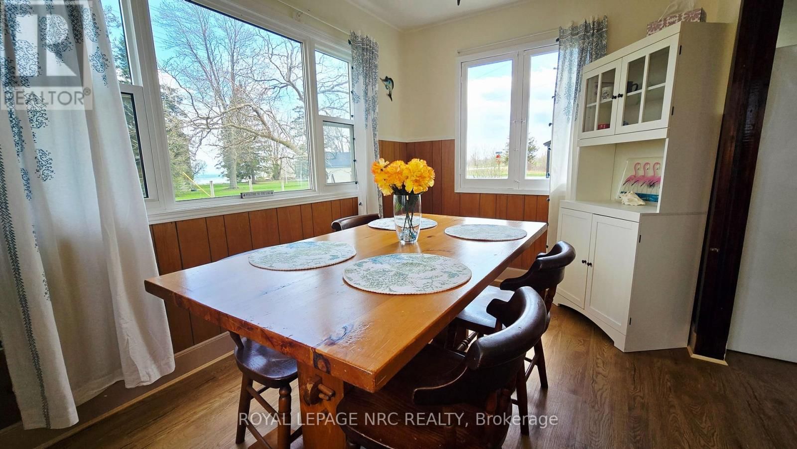 11170 CHURCHILL AVENUE Image 19