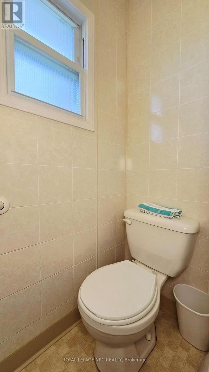 11170 CHURCHILL AVENUE Image 24