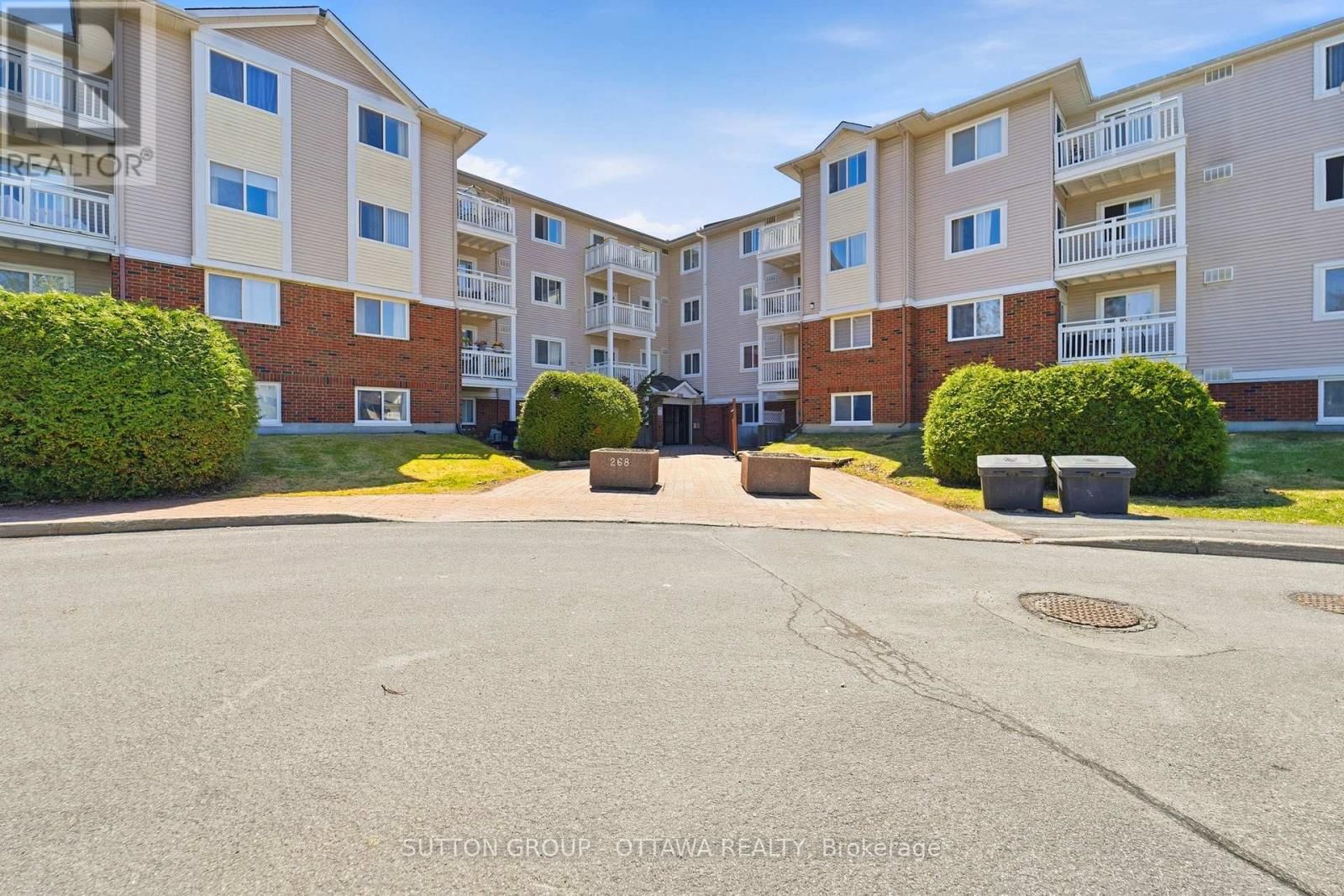 101 - 268 LORRY GREENBERG DRIVE Image 1