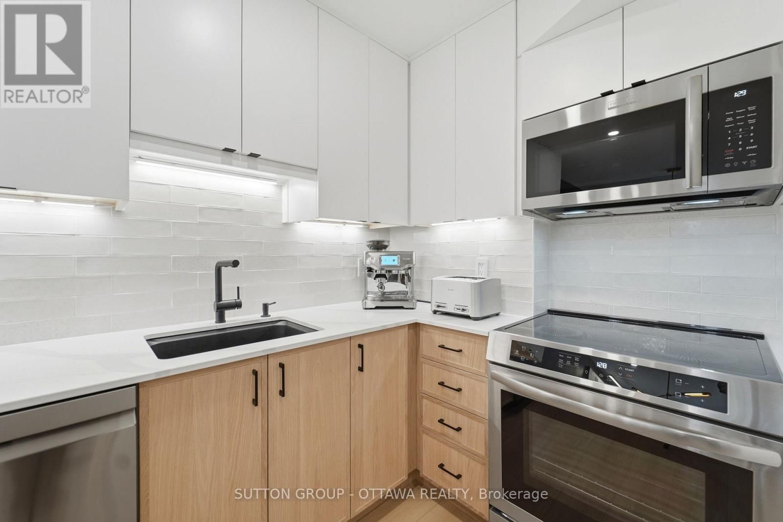 101 - 268 LORRY GREENBERG DRIVE Image 10