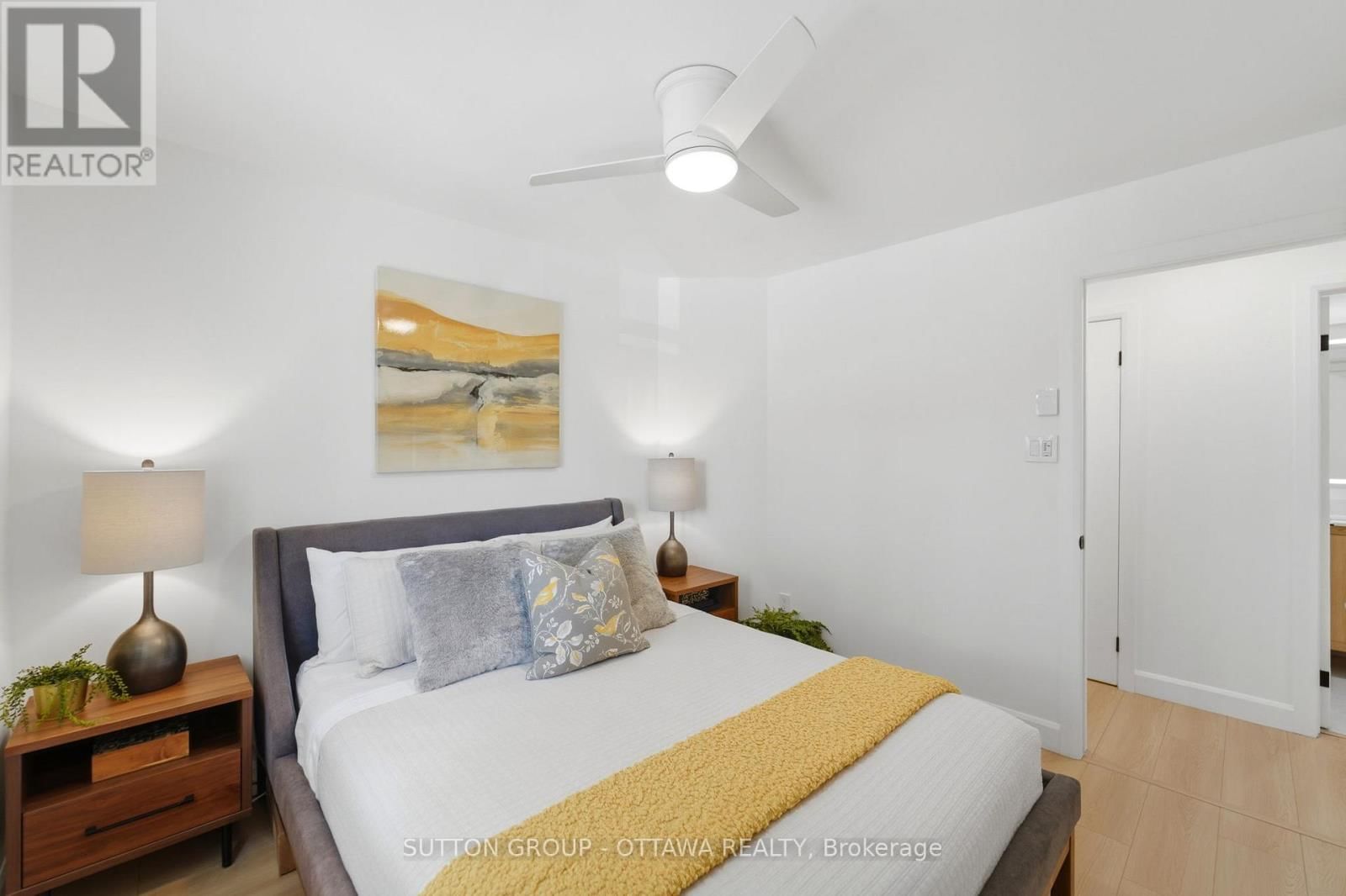 101 - 268 LORRY GREENBERG DRIVE Image 27