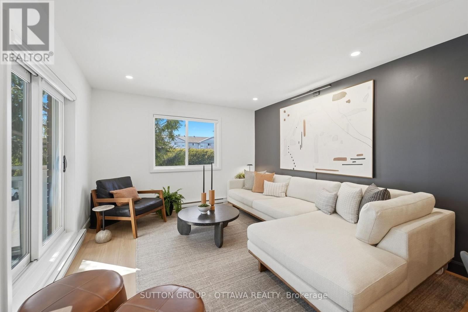 101 - 268 LORRY GREENBERG DRIVE Image 8