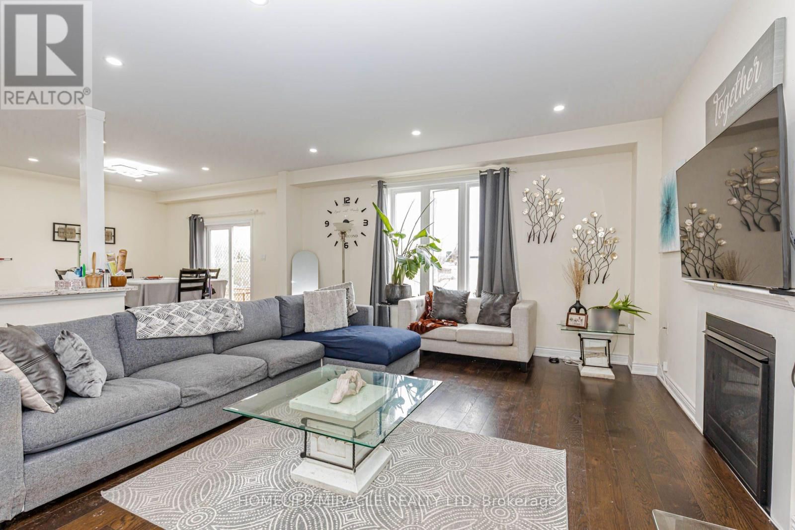 6 HILL STREET Image 11