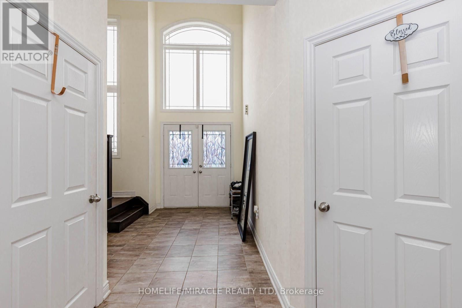 6 HILL STREET Image 3