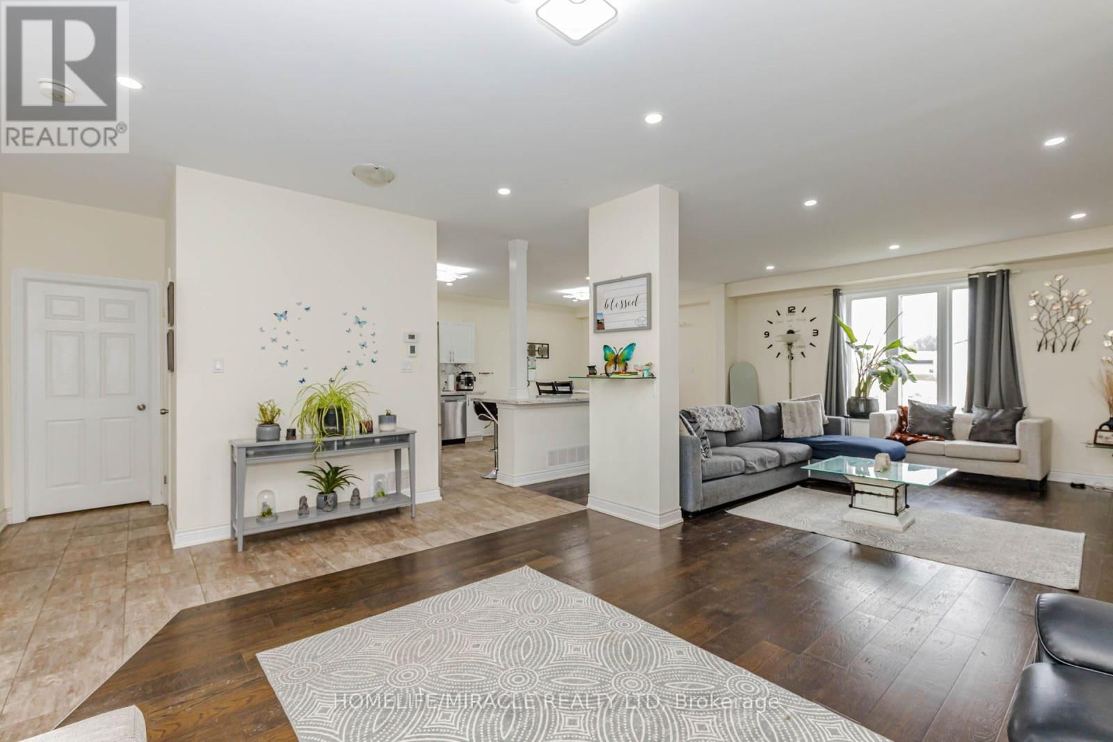 6 HILL STREET Image 6