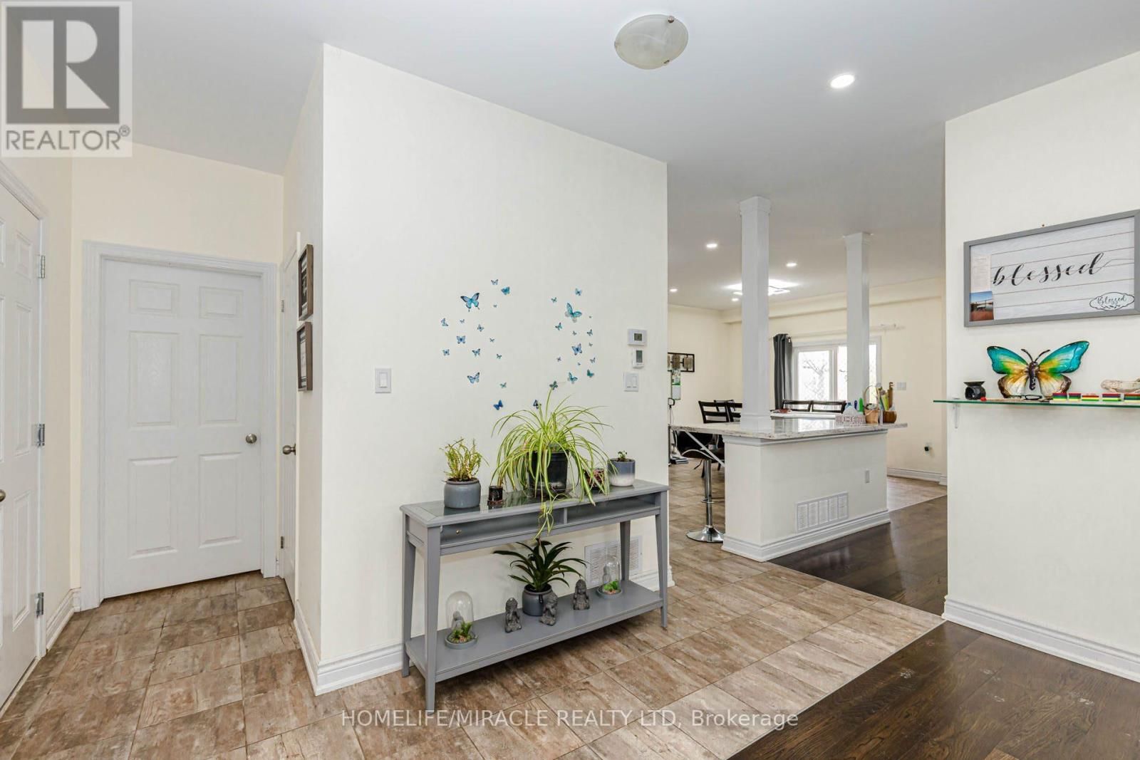 6 HILL STREET Image 9