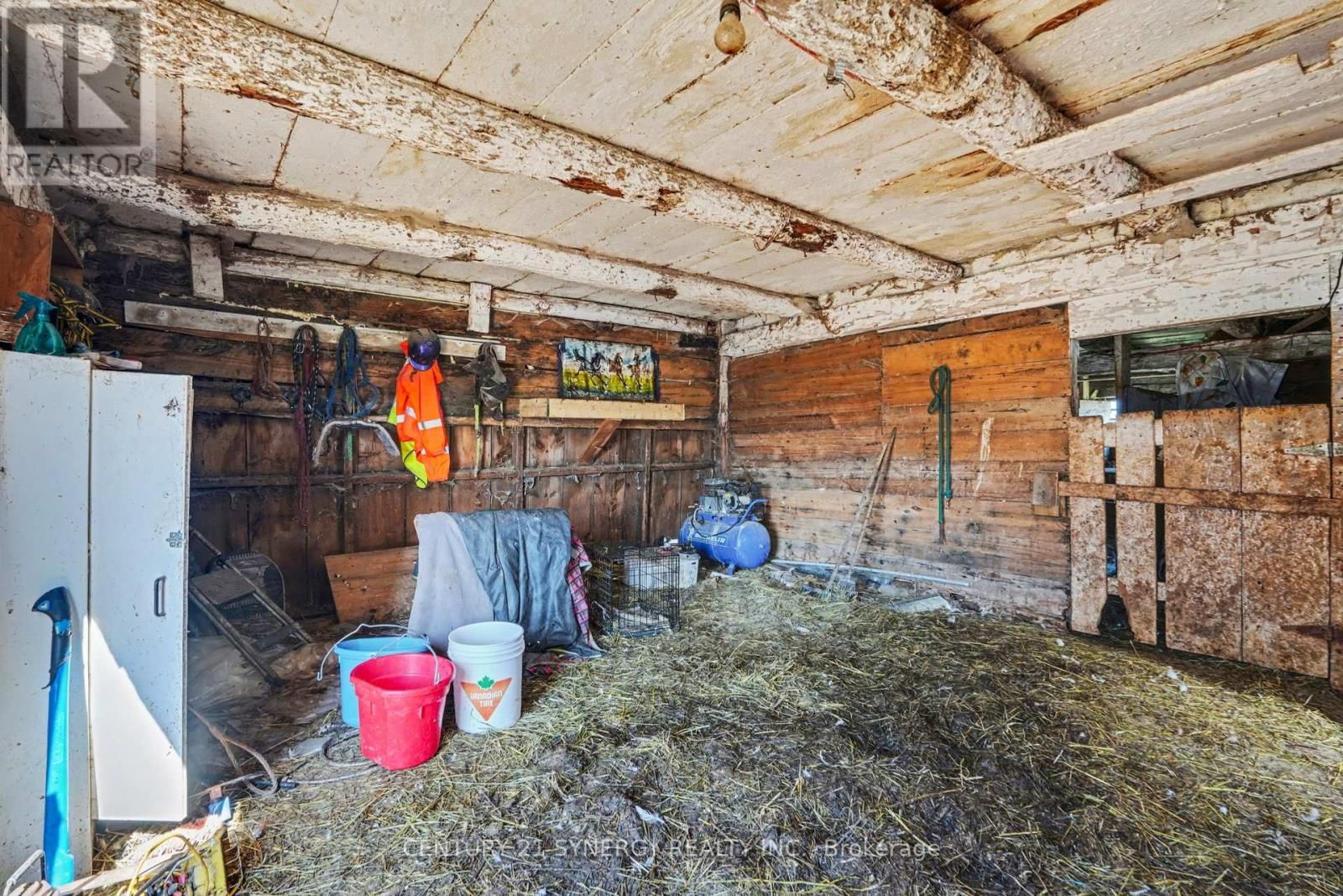 589 BATES ROAD Image 14