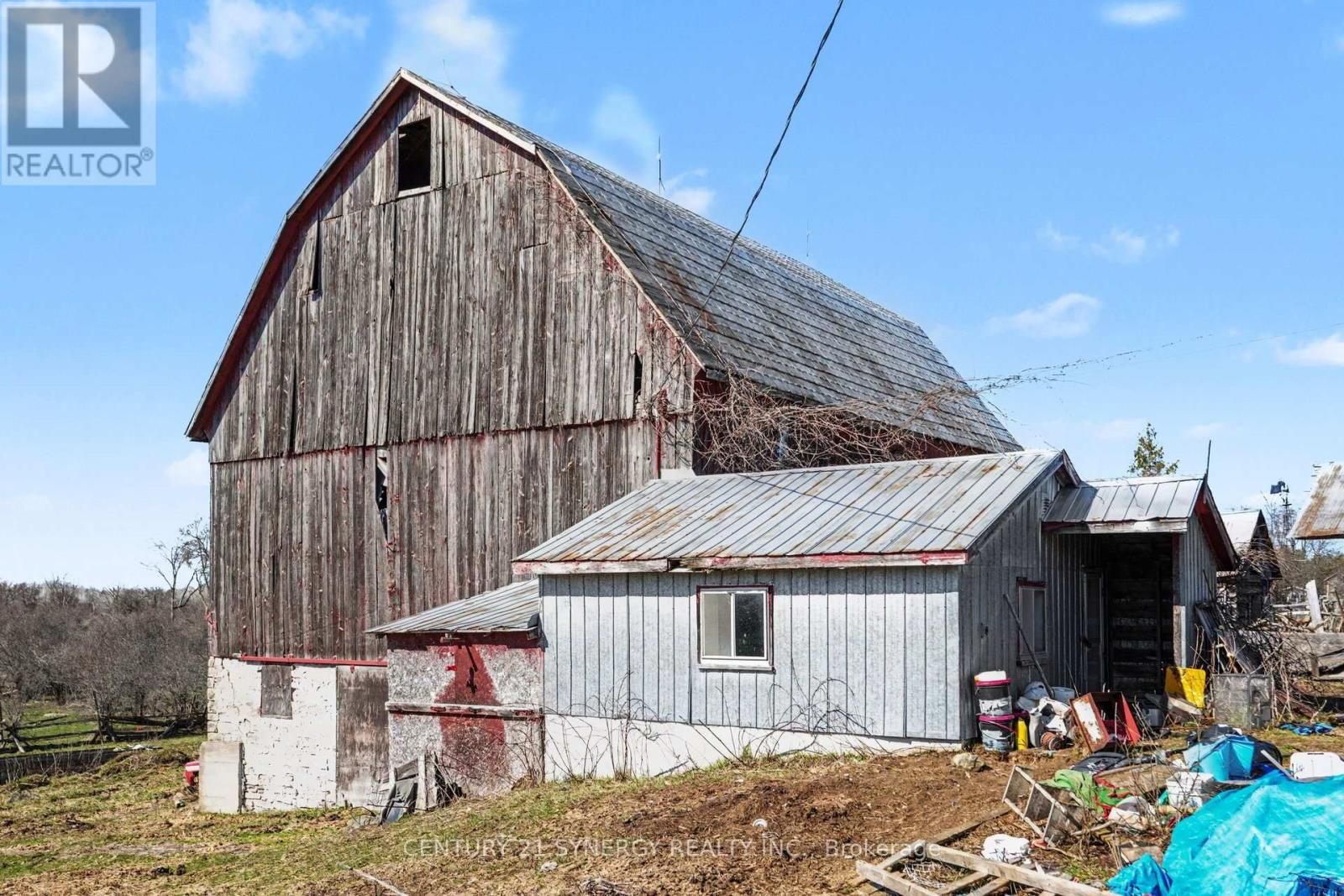 589 BATES ROAD Image 15