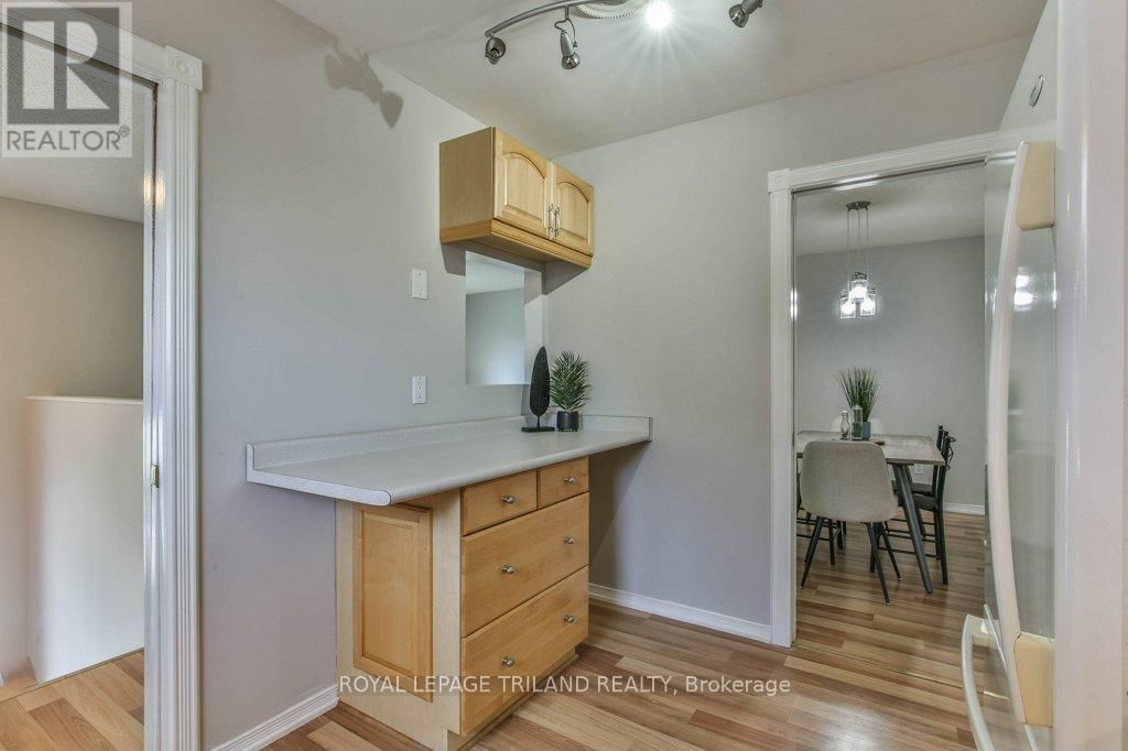 76 SPEIGHT CRESCENT Image 15