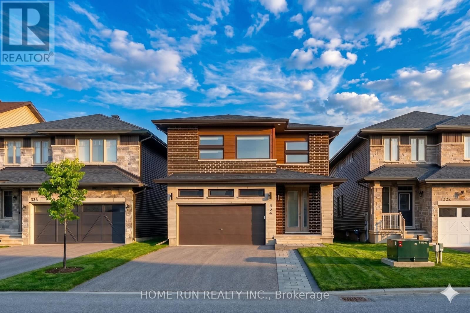 334 HALIBURTON HEIGHTS Image 1