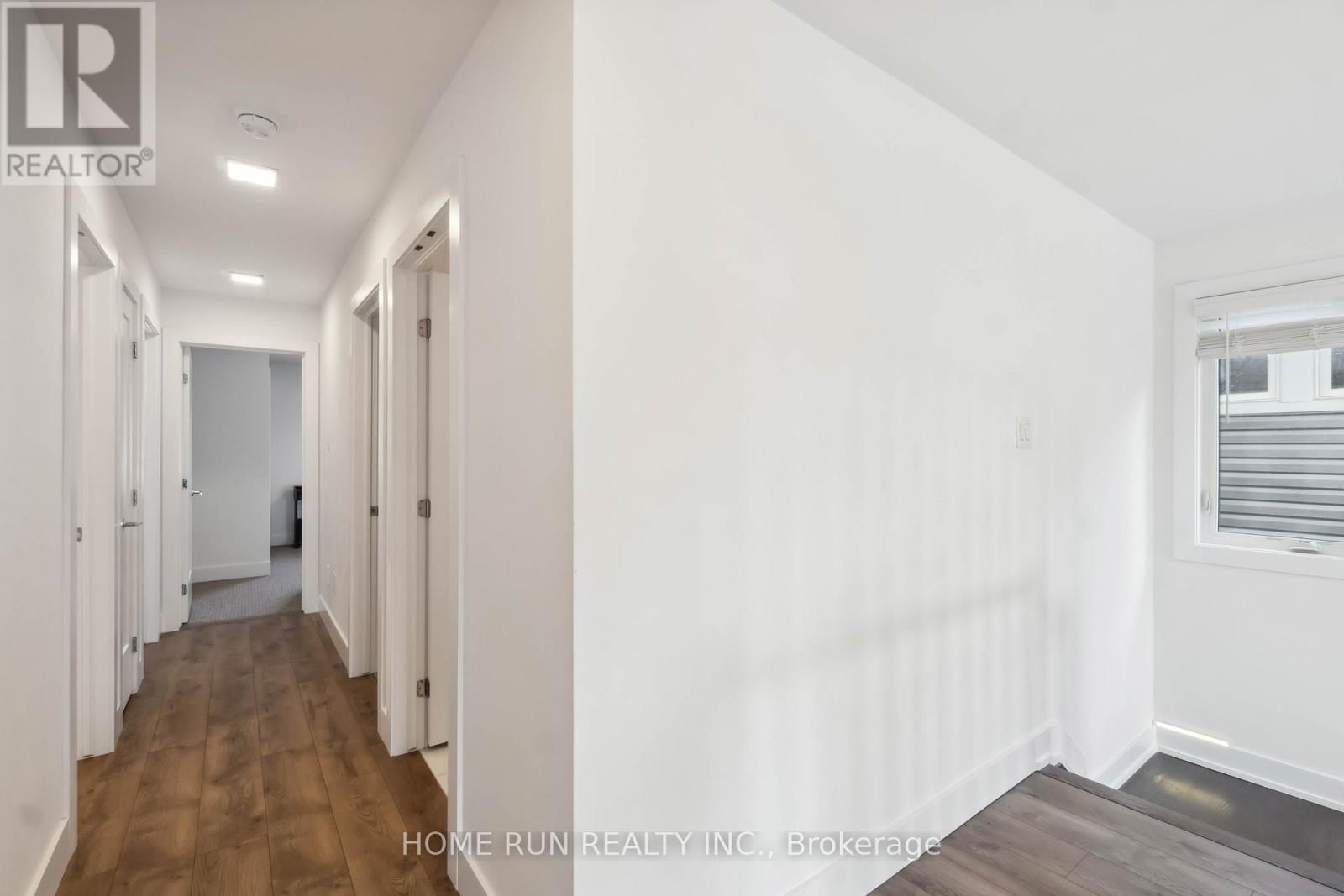 334 HALIBURTON HEIGHTS Image 17