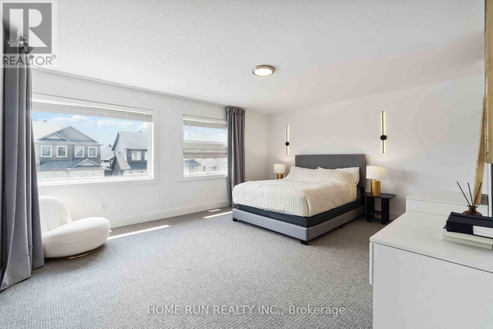 334 HALIBURTON HEIGHTS Image 18