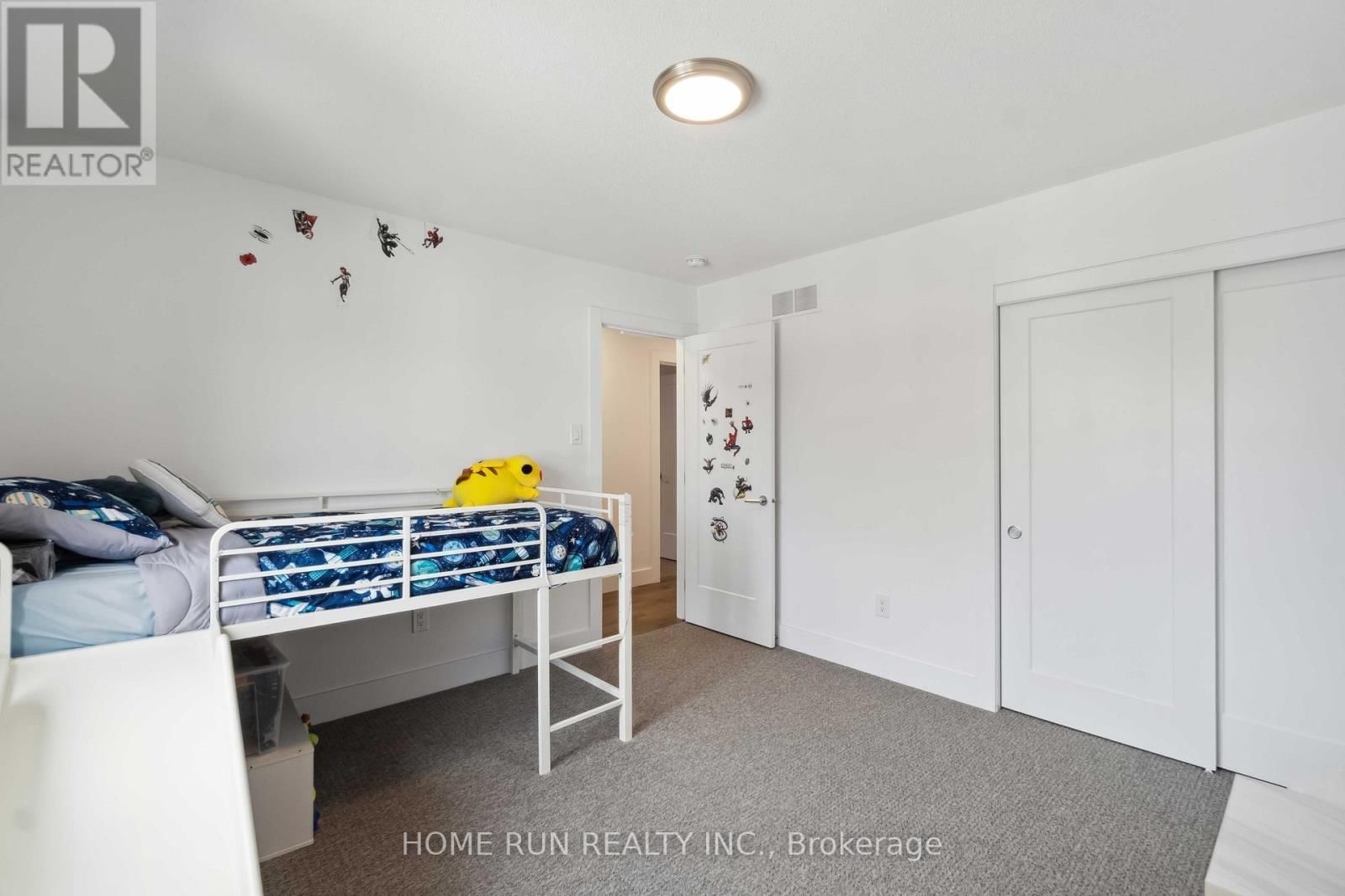 334 HALIBURTON HEIGHTS Image 27