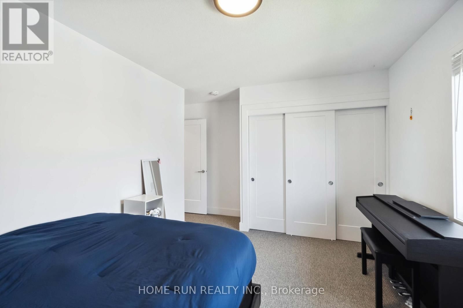 334 HALIBURTON HEIGHTS Image 28