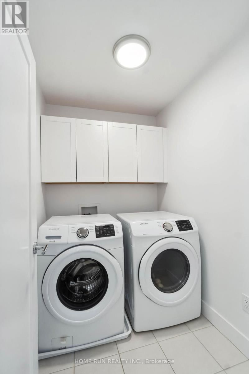 334 HALIBURTON HEIGHTS Image 31