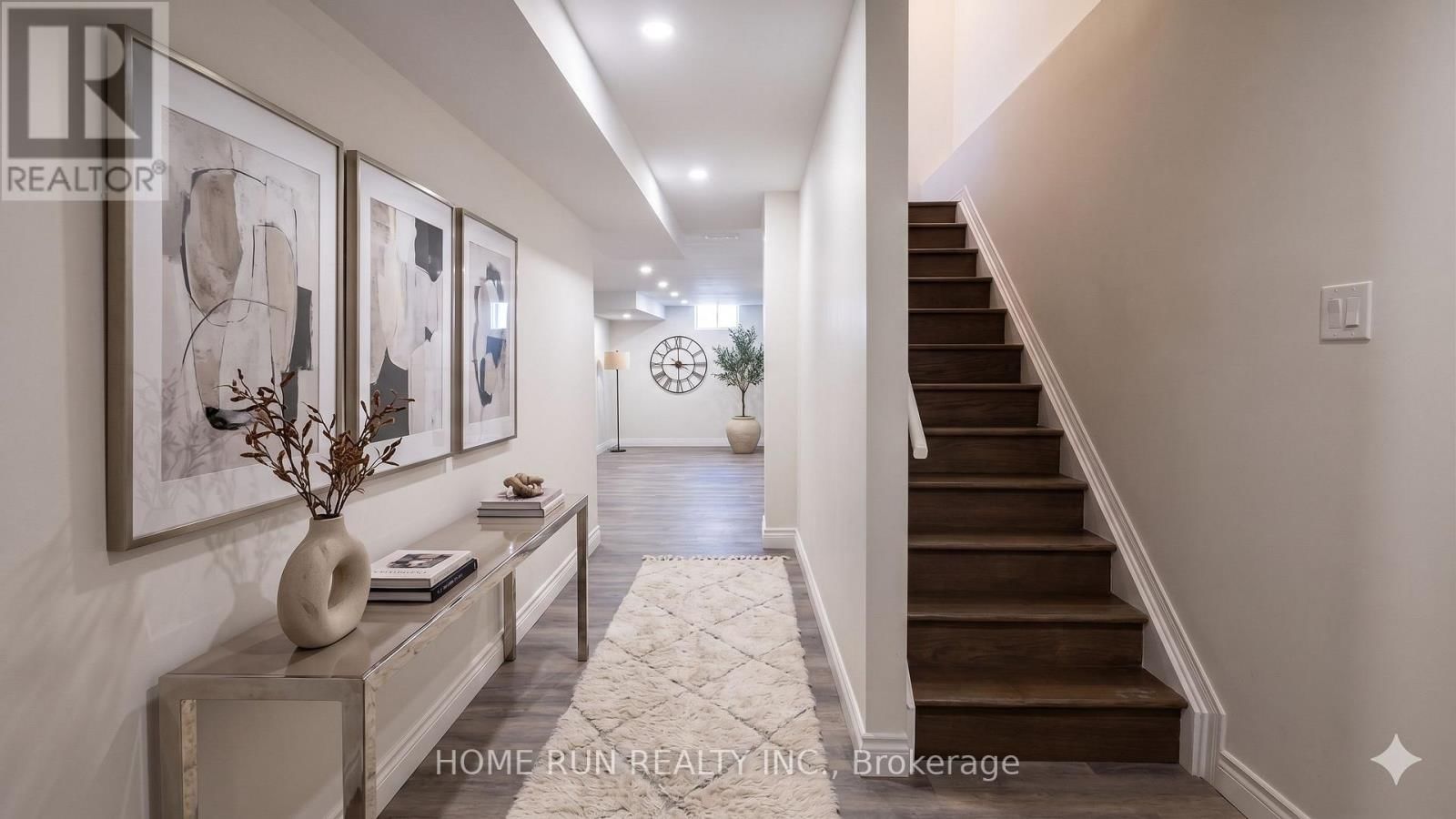 334 HALIBURTON HEIGHTS Image 33