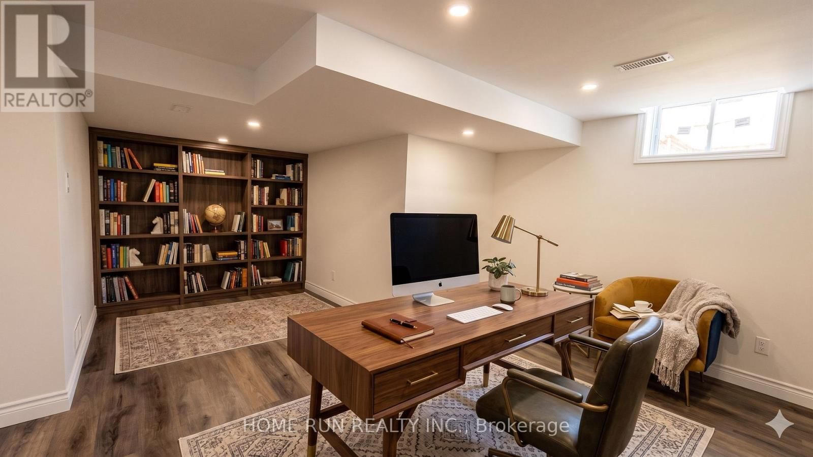 334 HALIBURTON HEIGHTS Image 39