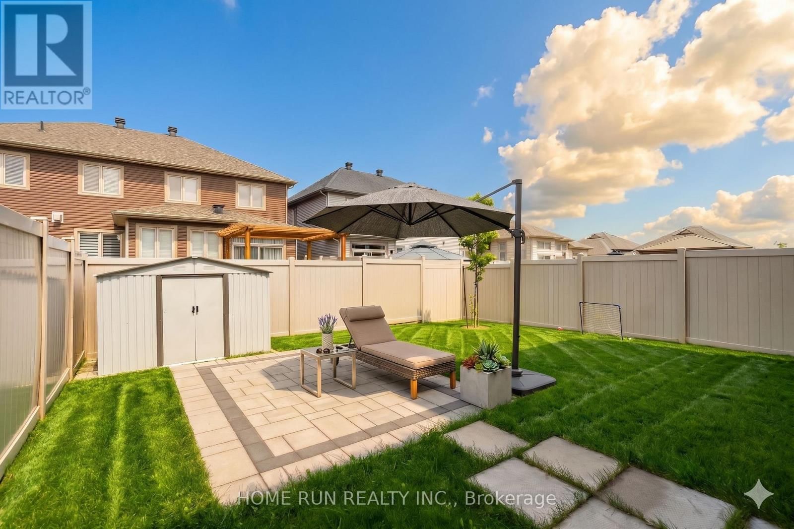 334 HALIBURTON HEIGHTS Image 43