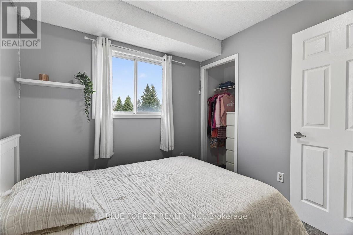 54 STOKES ROAD Image 12