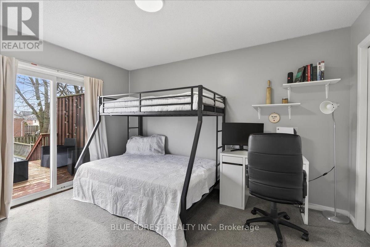 54 STOKES ROAD Image 13