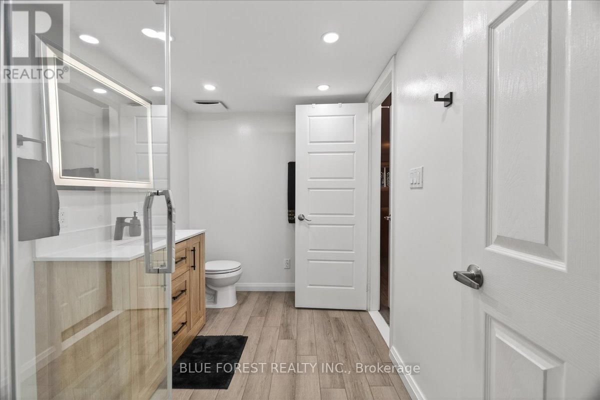 54 STOKES ROAD Image 23